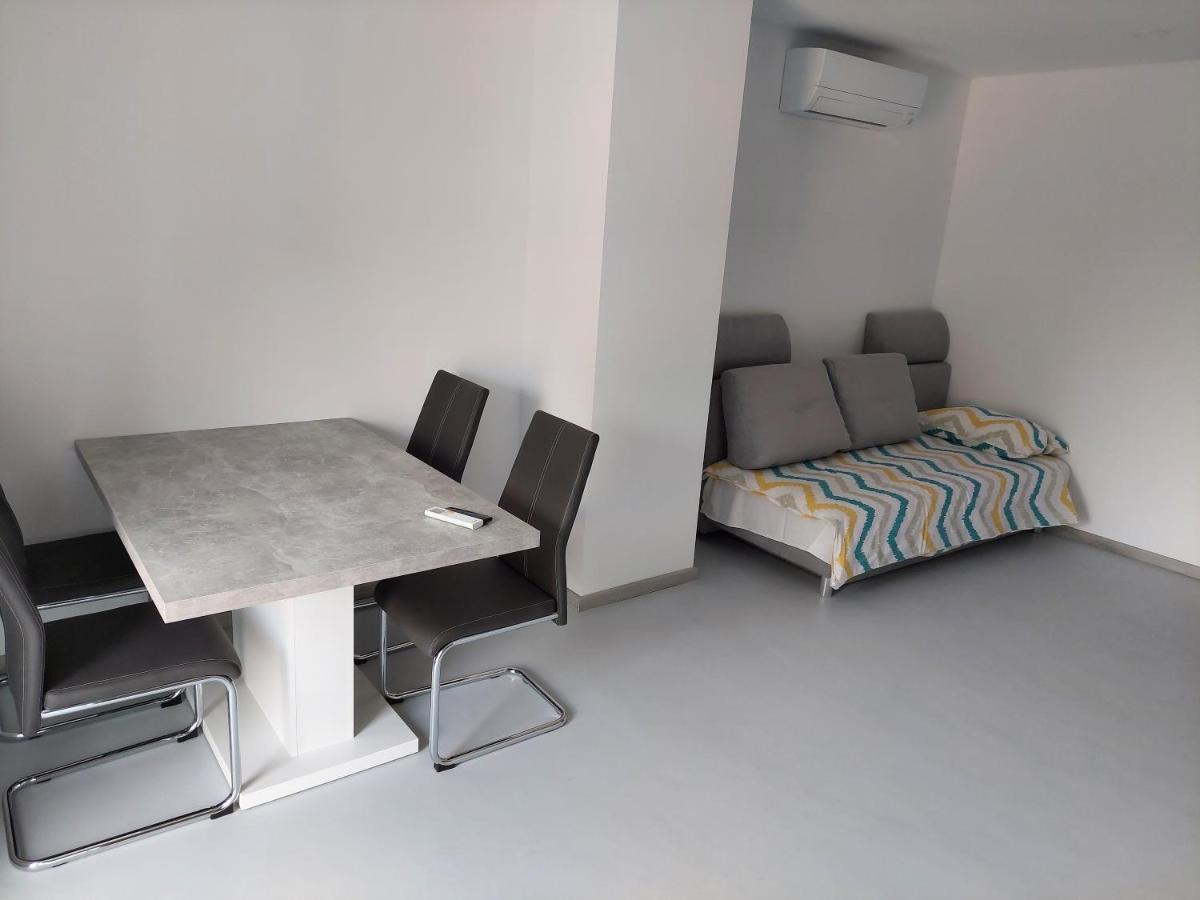 Apartma Rene Ізола Екстер'єр фото